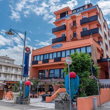Hotel Giorgetti Orange 벨레지아아지마리나 외부 사진