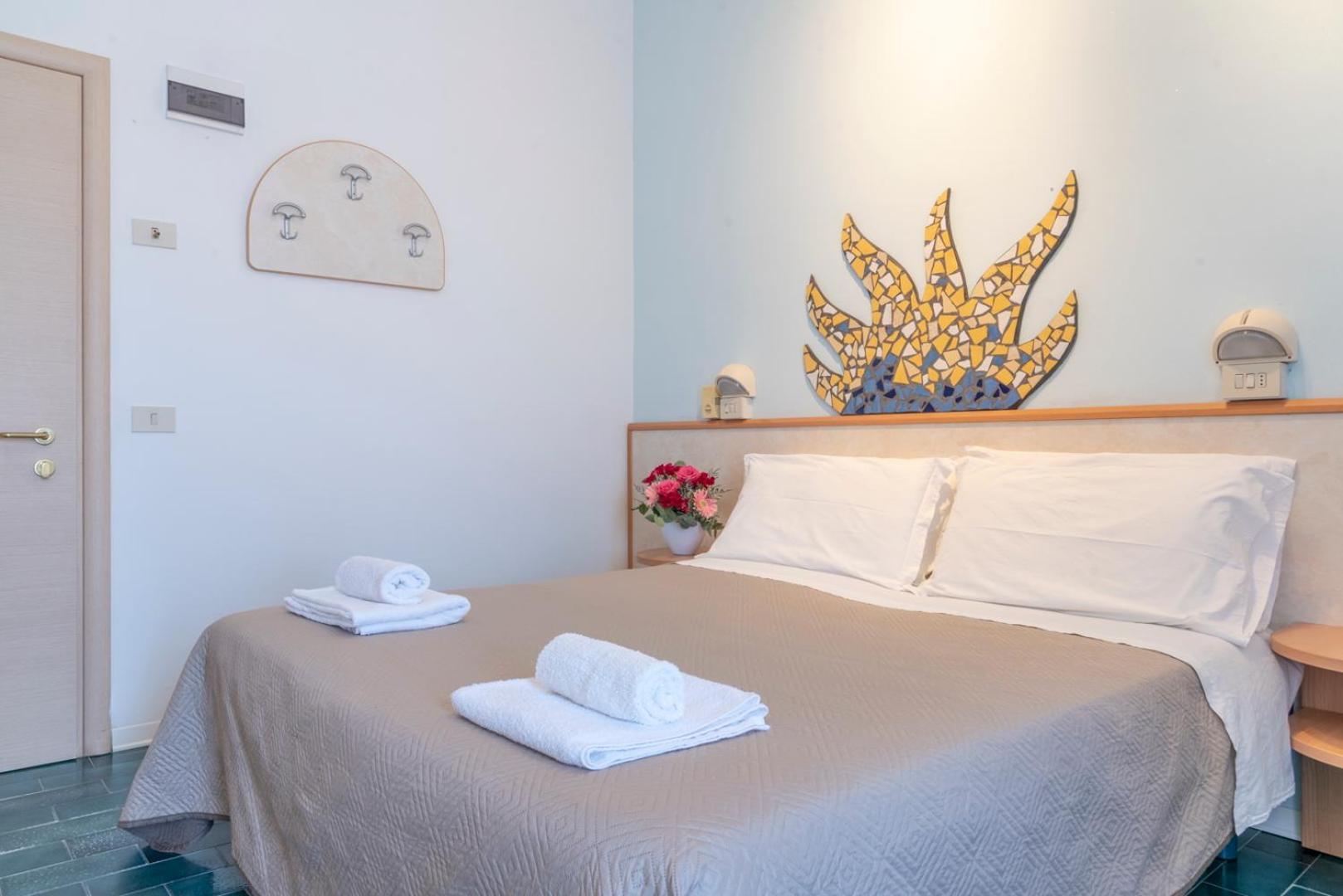Hotel Giorgetti Orange 벨레지아아지마리나 외부 사진